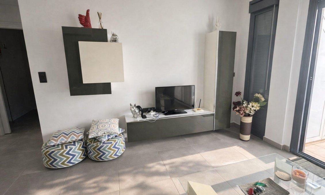 Használt Ingatlanok - Tetőtéri lakás -
Torrevieja - Costa Blanca