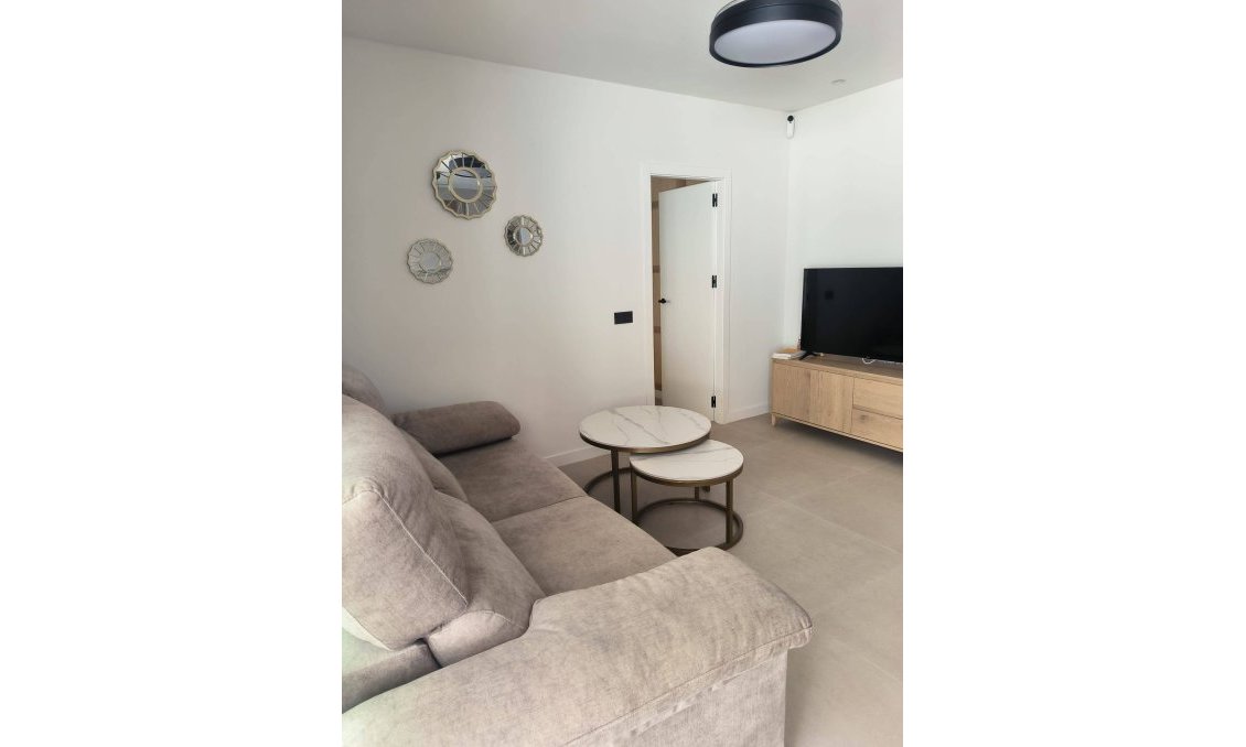 Resale - Bungalow -
Pilar de la Horadada - El Mojón