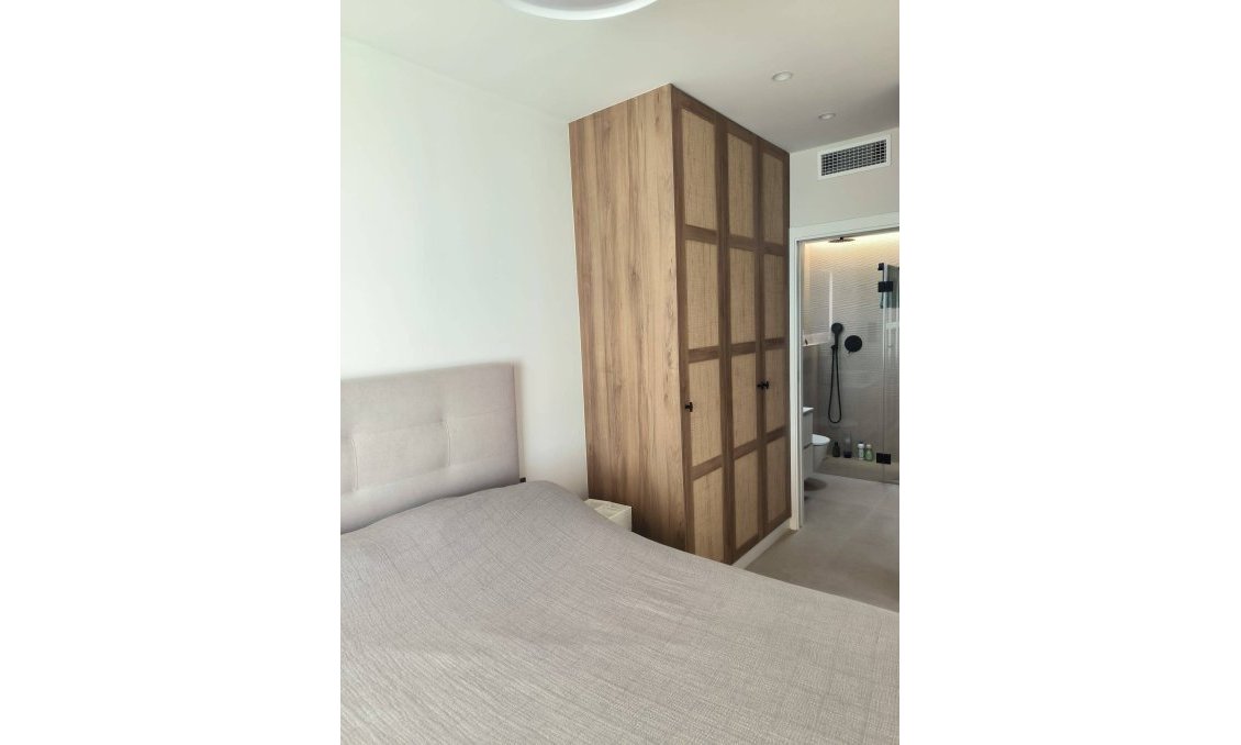 Resale - Bungalow -
Pilar de la Horadada - El Mojón