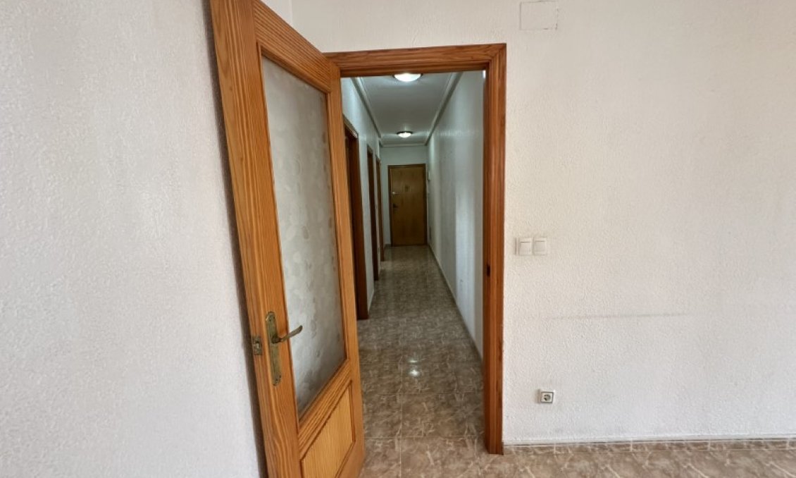 Revânzare - Apartament -
Torrevieja - Costa Blanca