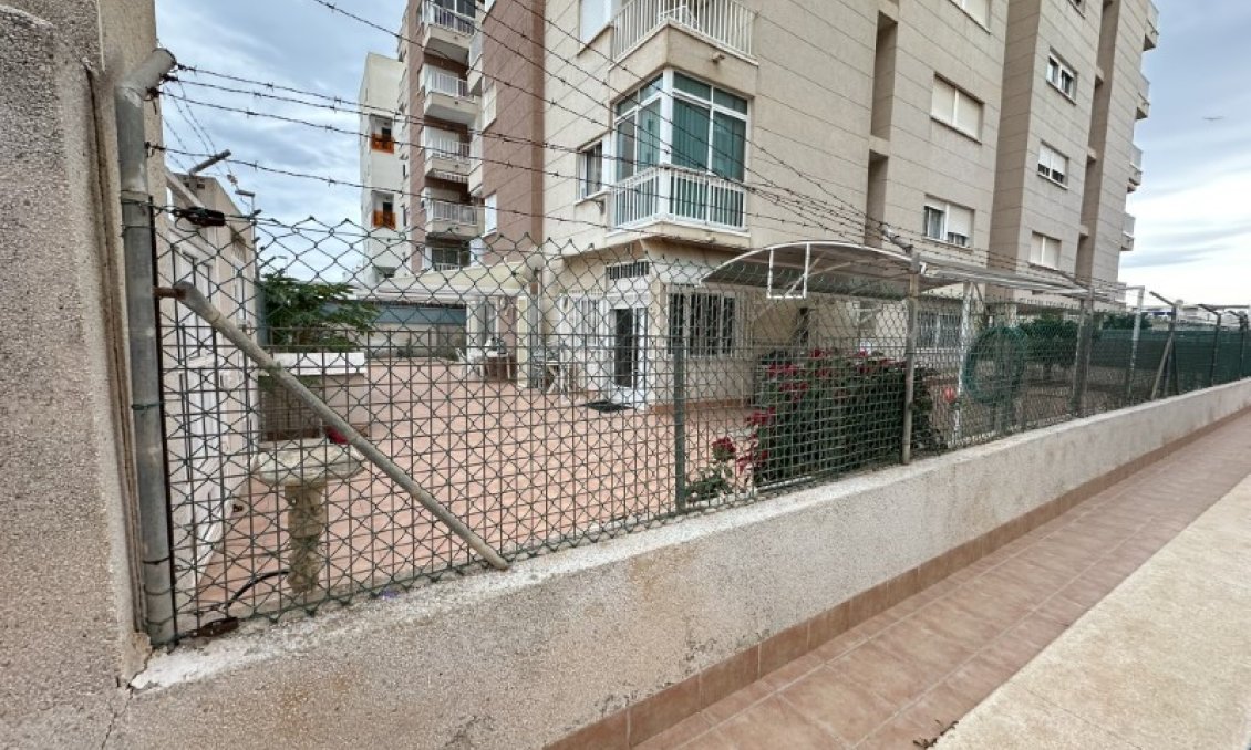 Revânzare - Apartament -
Torrevieja - Costa Blanca