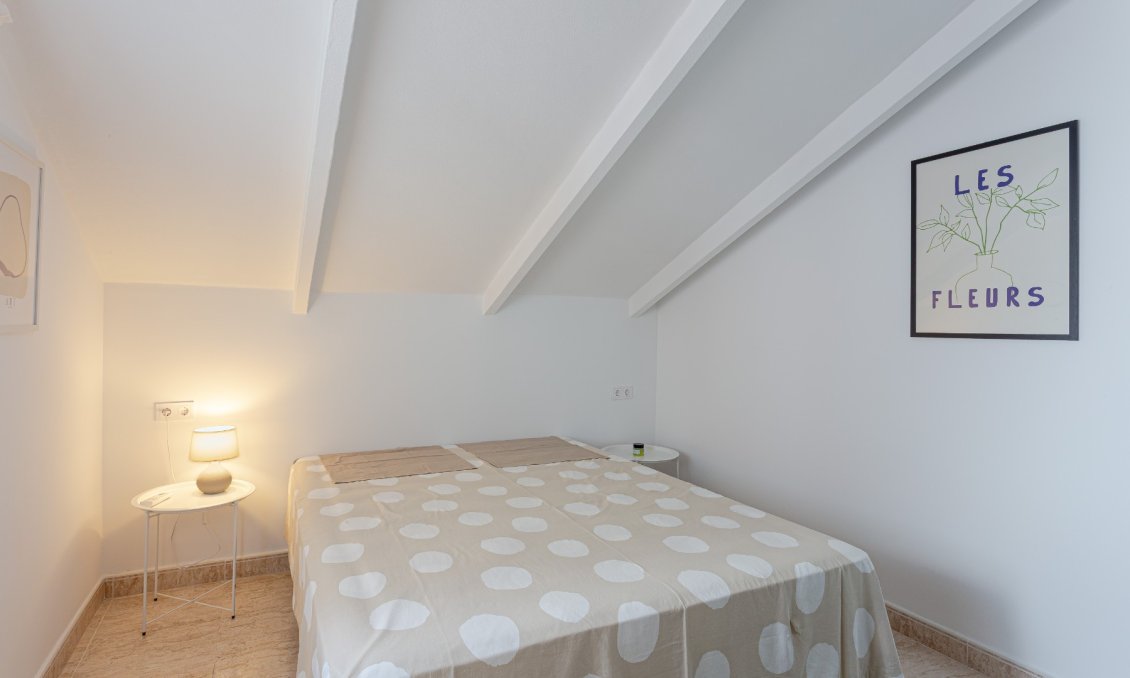 Resale - Villa -
Pilar de la Horadada - Costa Blanca