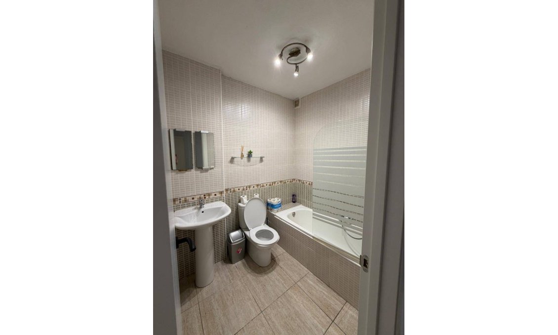 Használt Ingatlanok - Apartman -
Orihuela Costa - La Regia