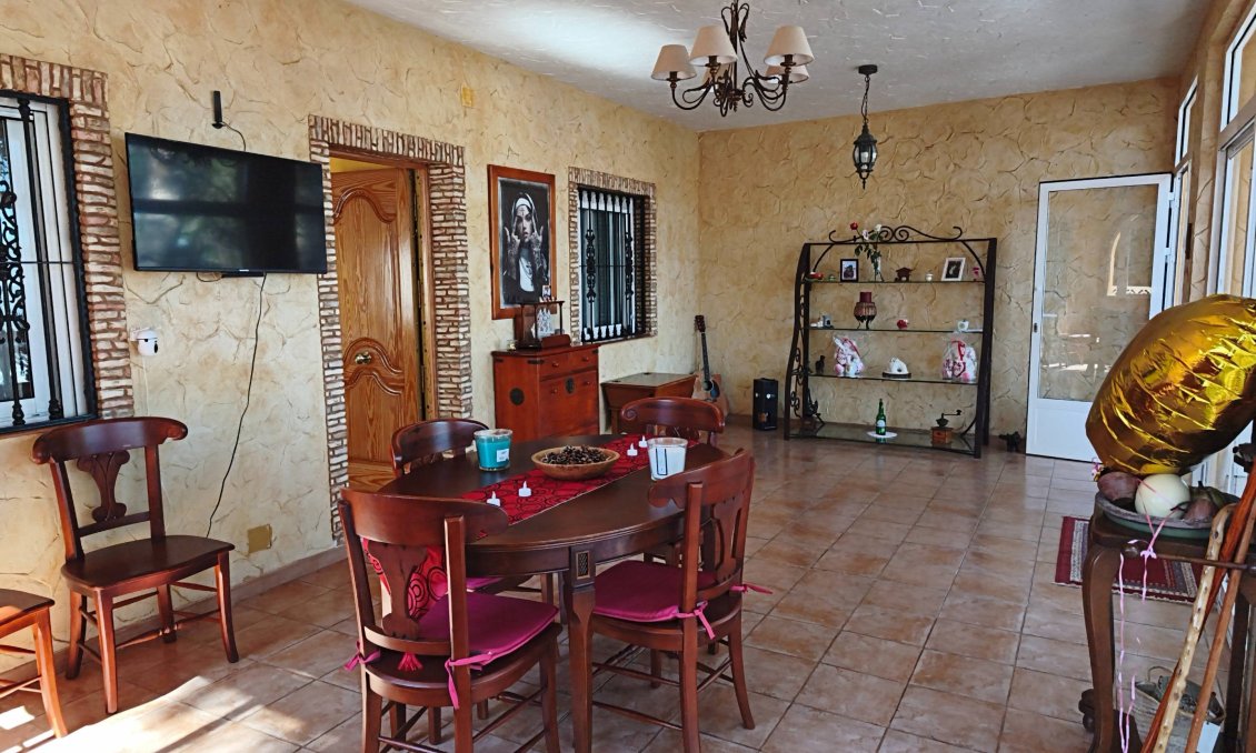 Használt Ingatlanok - Villa -
Torrevieja - Los Balcones