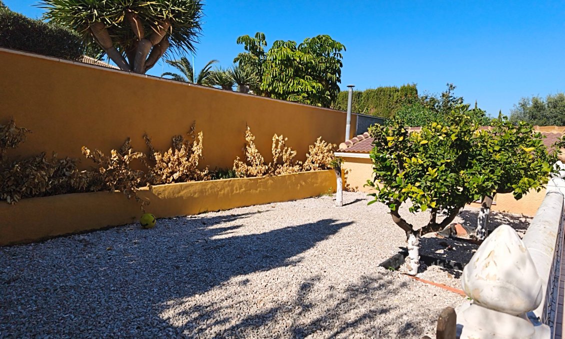 Használt Ingatlanok - Villa -
Torrevieja - Los Balcones