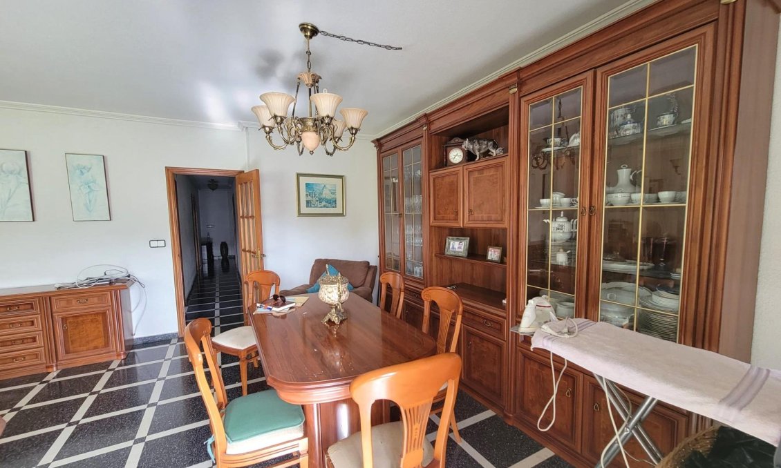 Segunda mano - Apartamento -
Torrevieja - Centro