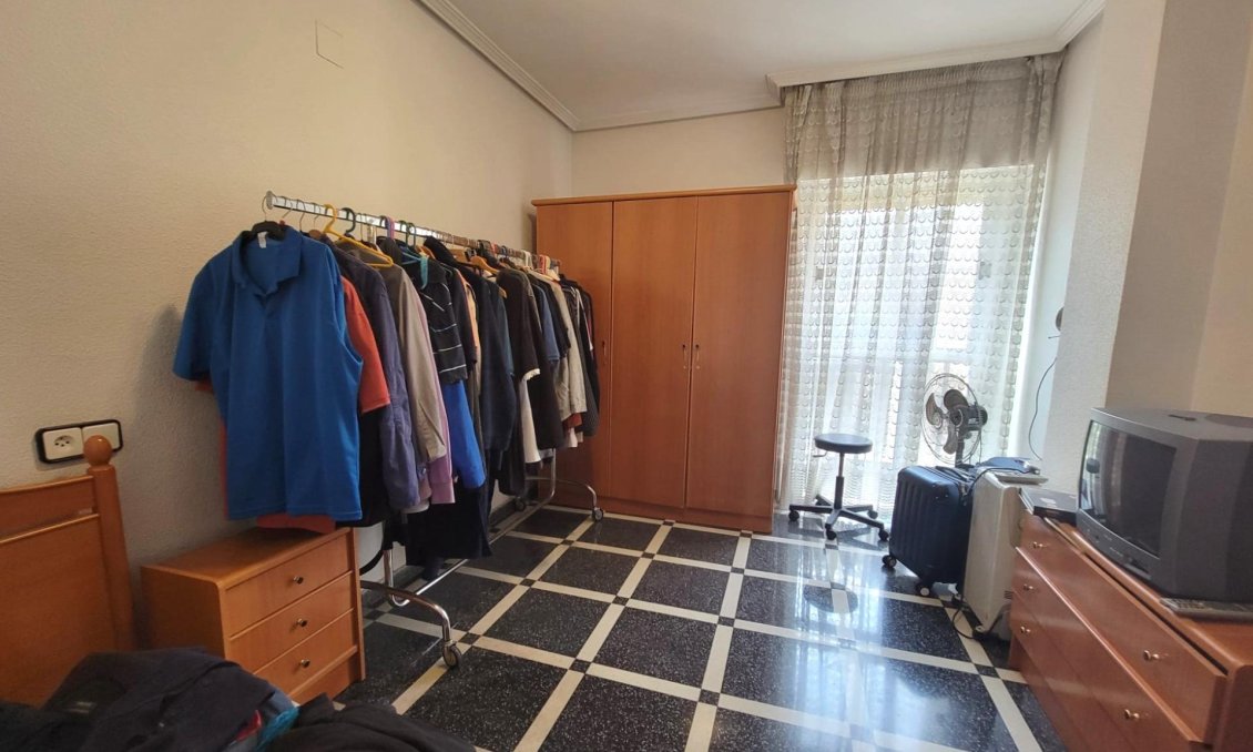 Segunda mano - Apartamento -
Torrevieja - Centro