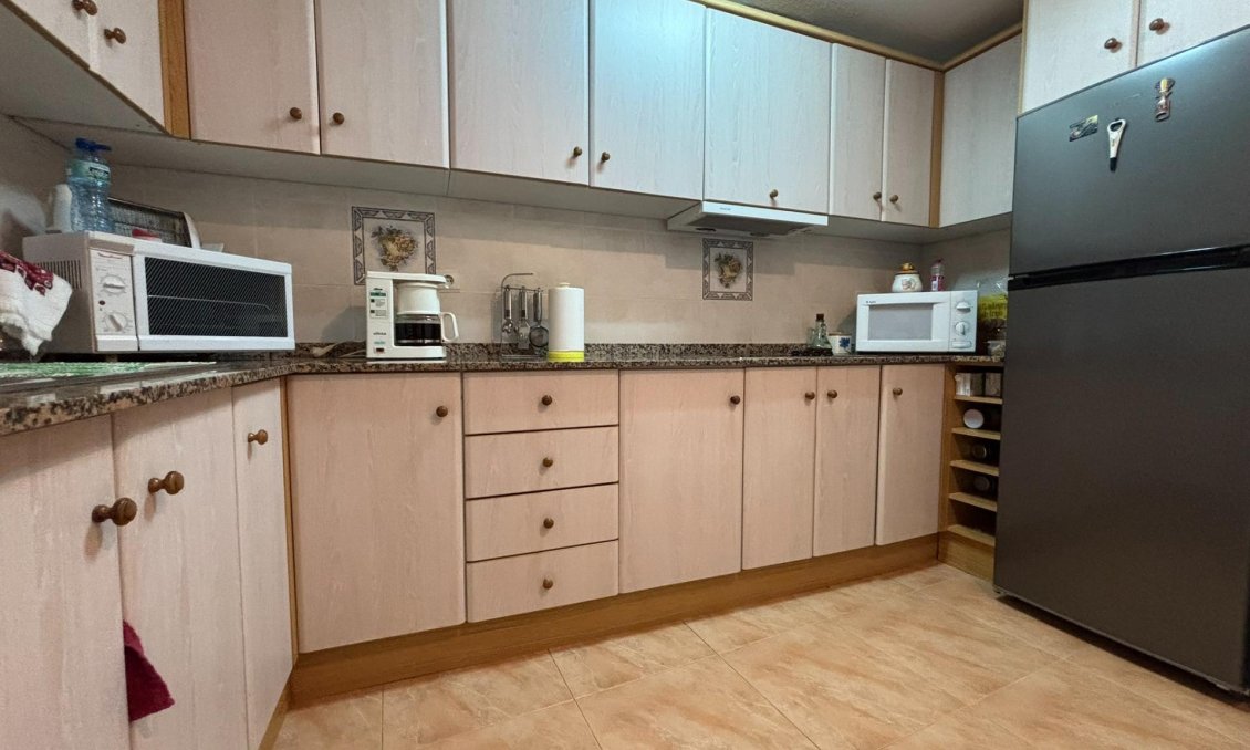 Segunda mano - Apartamento -
Torrevieja - Playa de los Locos