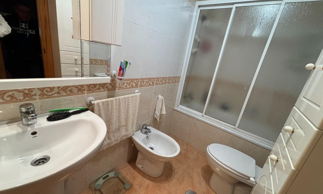 Segunda mano - Apartamento -
Torrevieja - Playa de los Locos