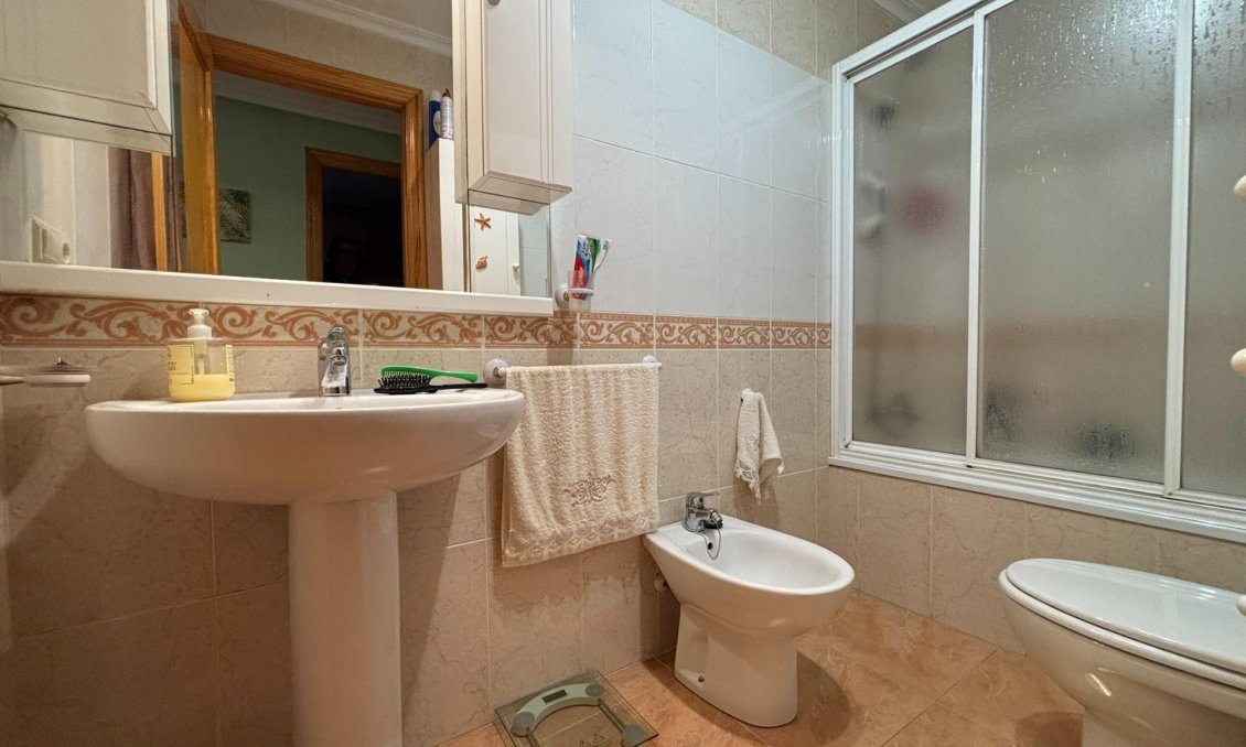 Segunda mano - Apartamento -
Torrevieja - Playa de los Locos