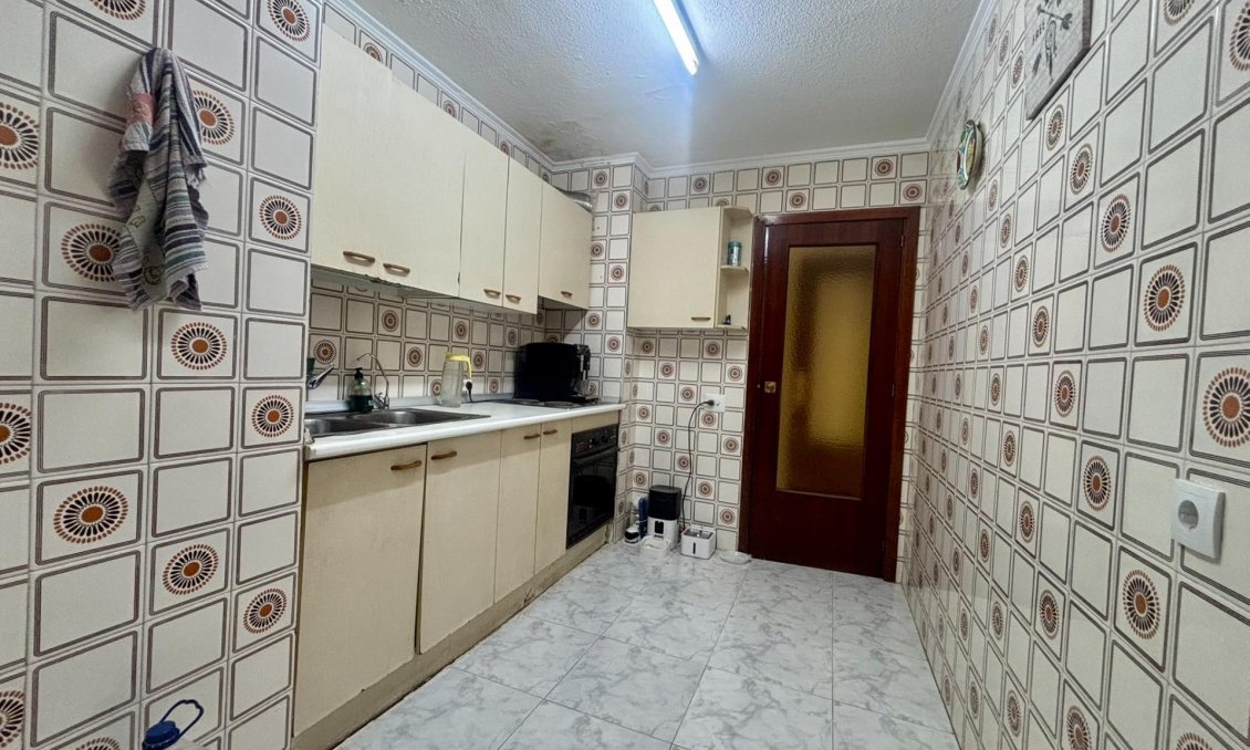 Resale - Apartment -
Torrevieja