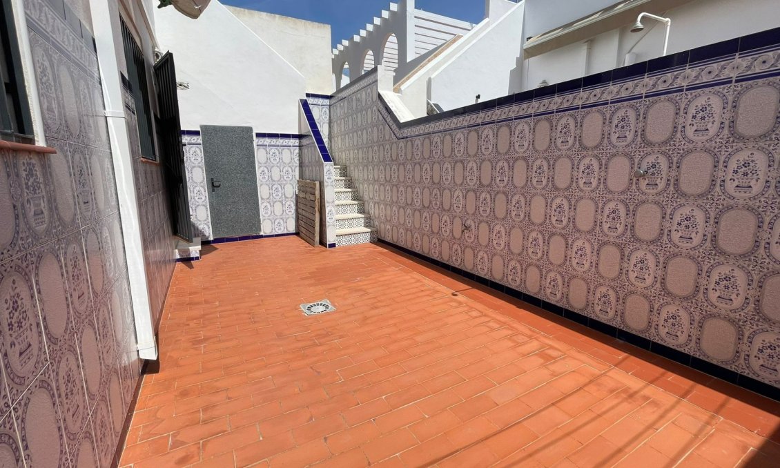 Resale - Townhouse -
Pilar de la Horadada - Costa Blanca