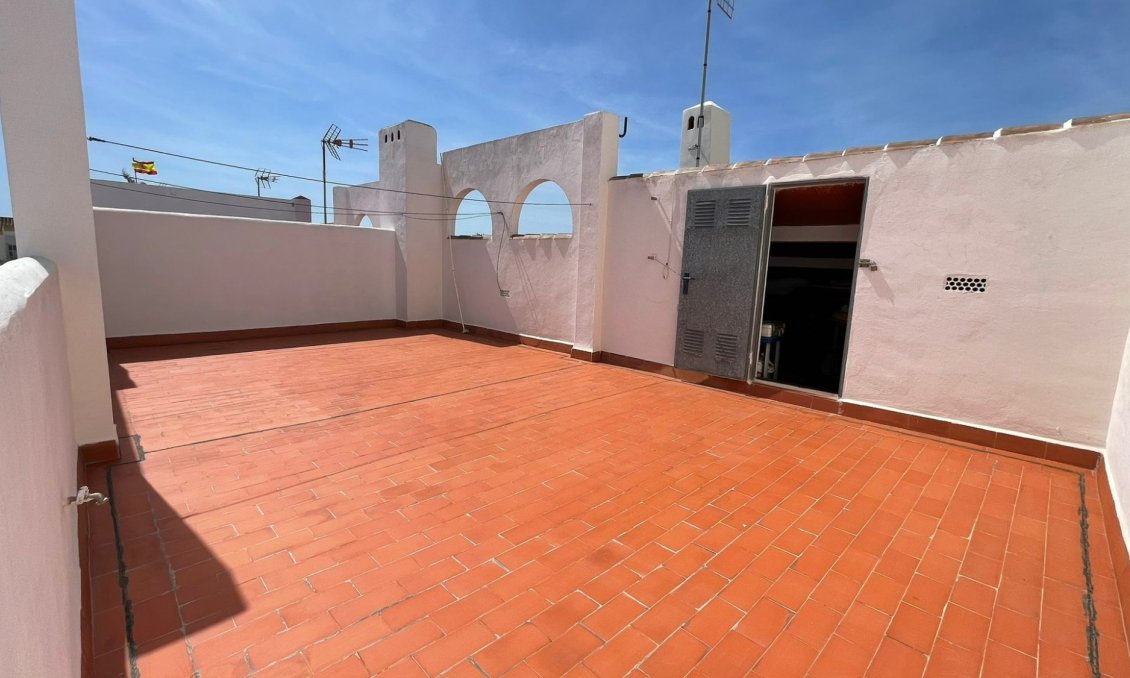 Resale - Townhouse -
Pilar de la Horadada - Costa Blanca