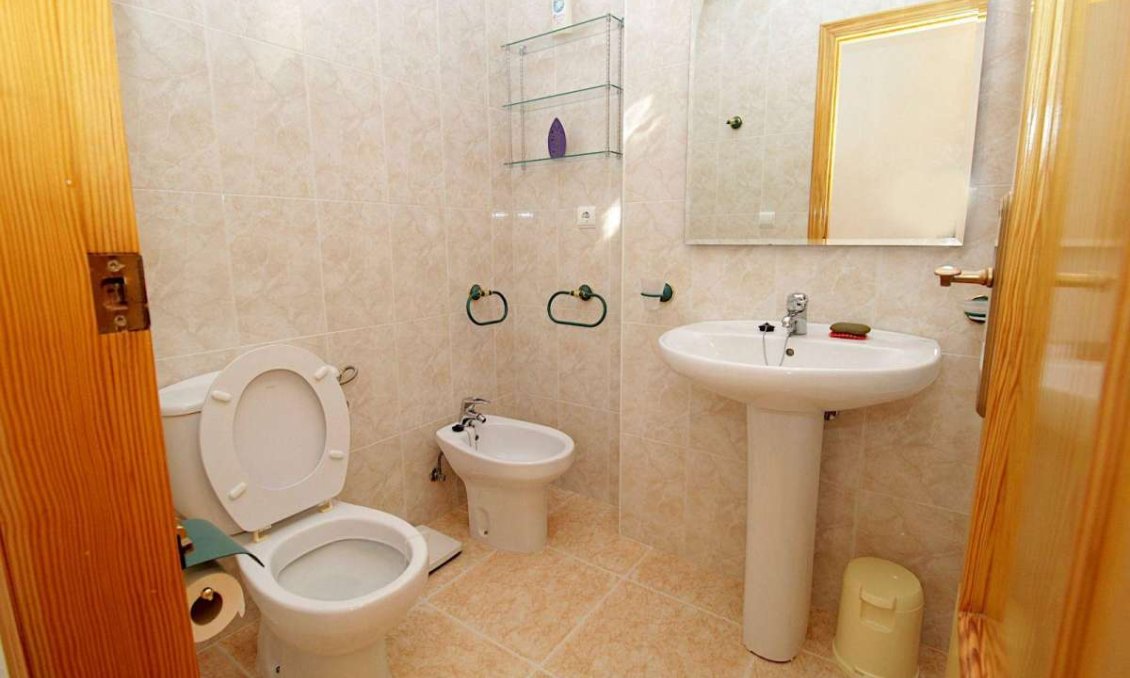 Wiederverkauf - Wohnung -
Torrevieja - Costa Blanca