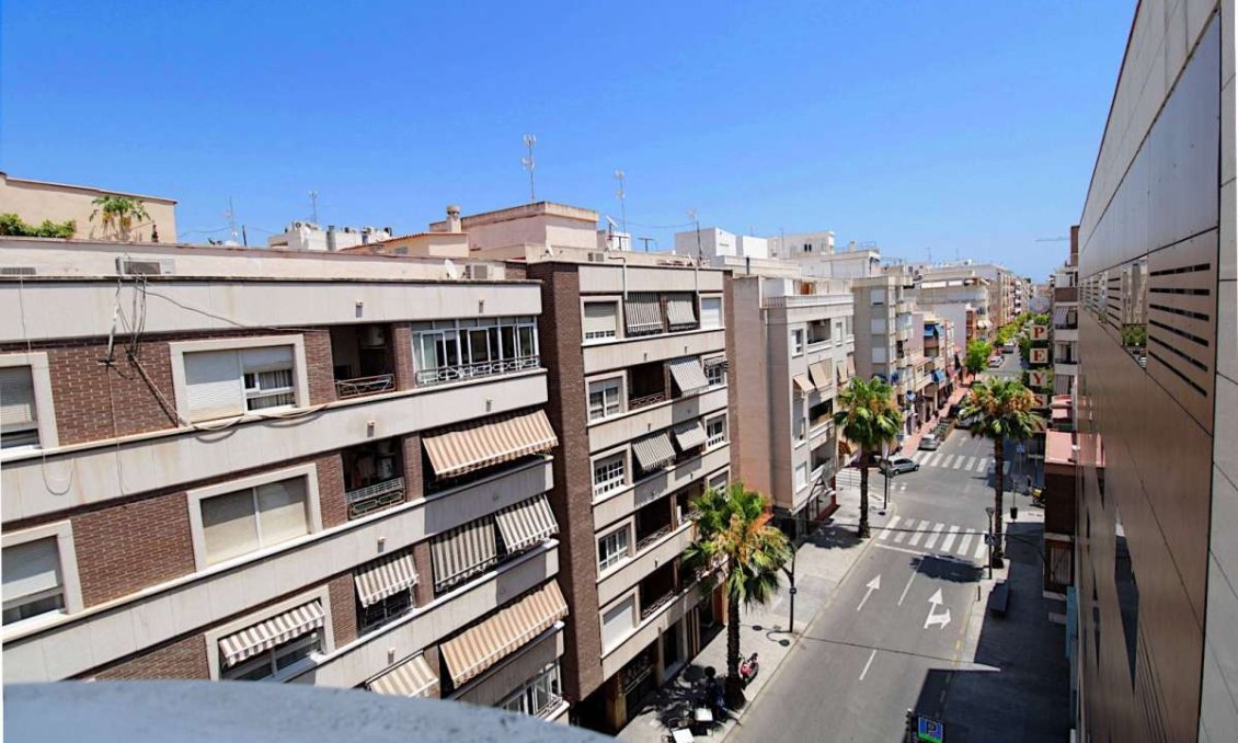 Wiederverkauf - Wohnung -
Torrevieja - Costa Blanca