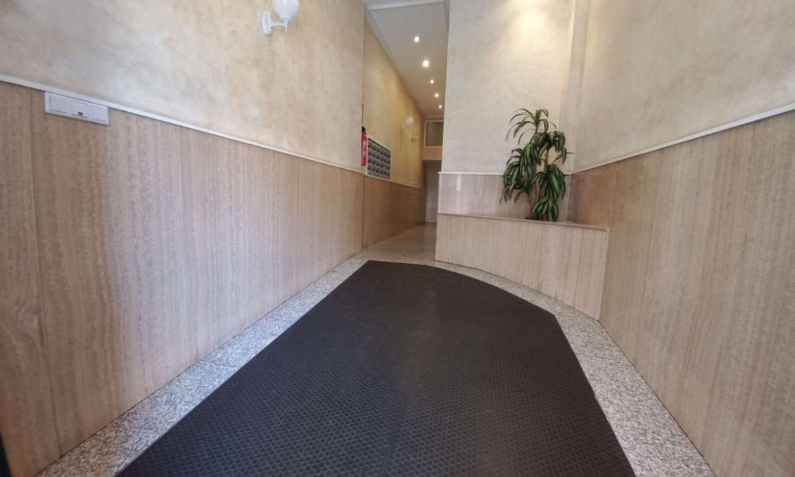 Wiederverkauf - Wohnung -
Torrevieja - Costa Blanca