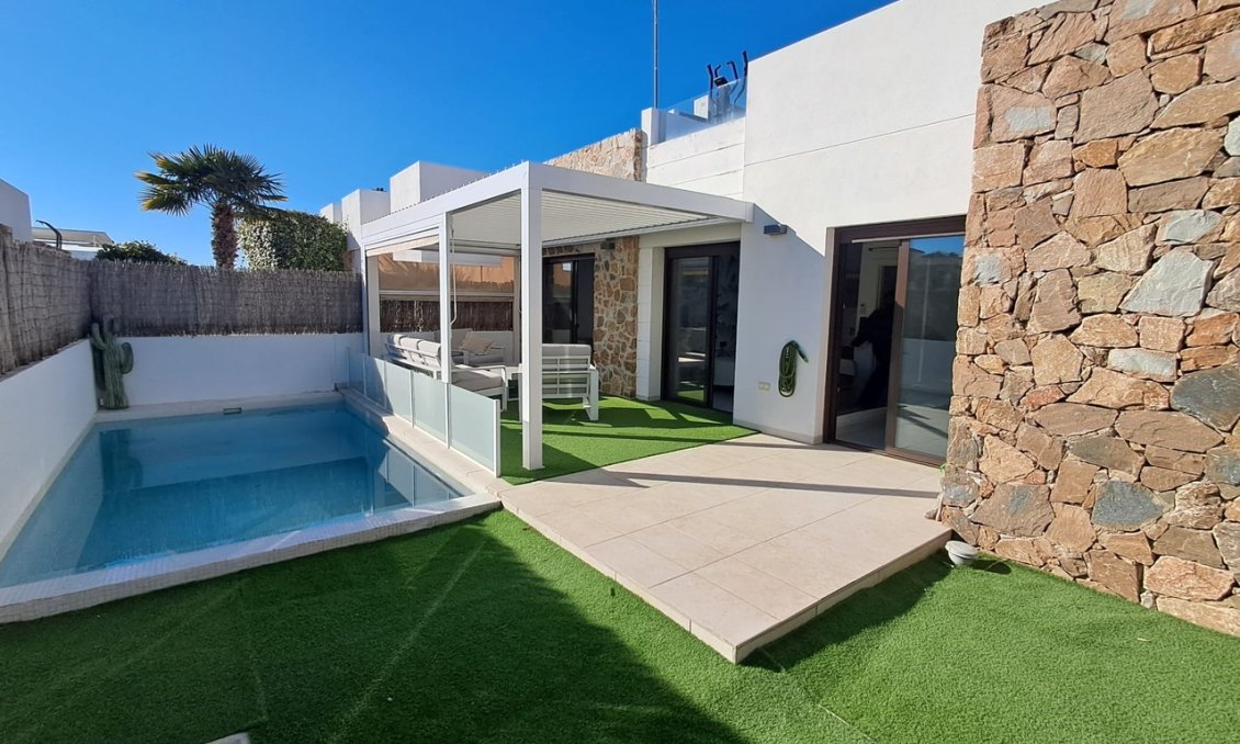 Revente - Villa -
Cabo Roig - Costa Blanca