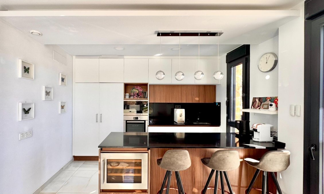 Wiederverkauf - Villa -
Orihuela Costa - Lomas de Cabo Roig