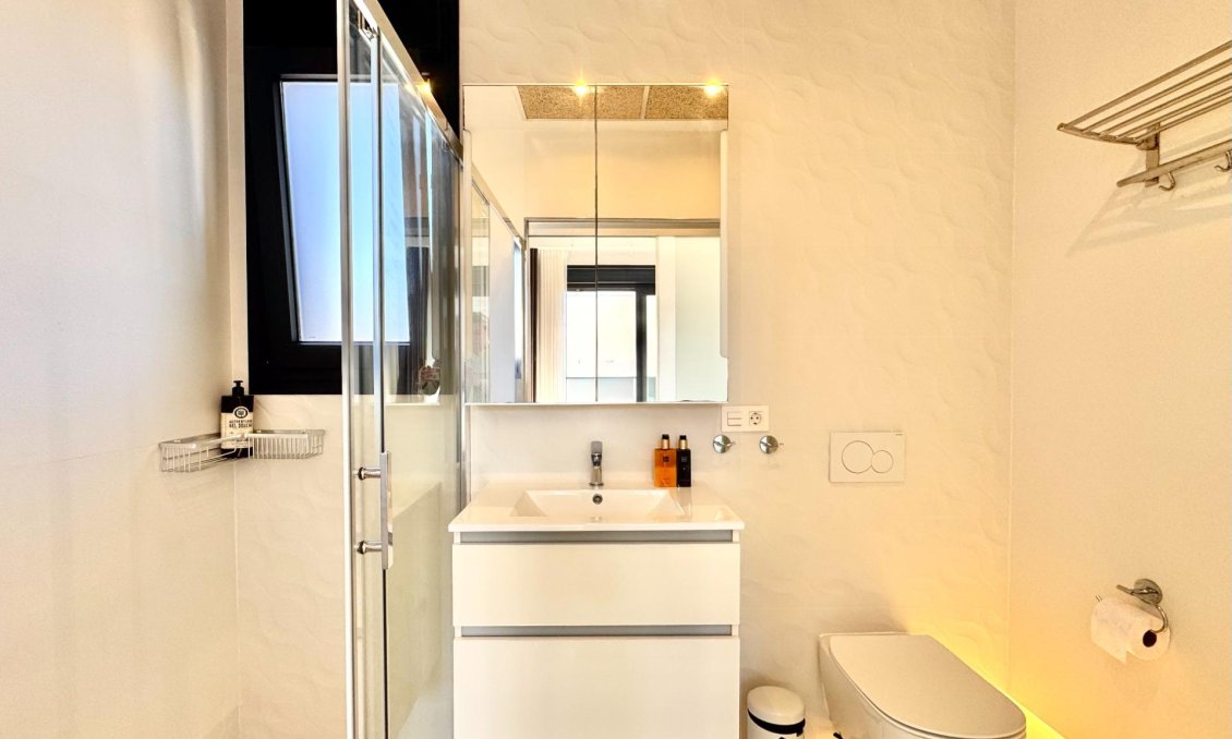 Wiederverkauf - Villa -
Orihuela Costa - Lomas de Cabo Roig