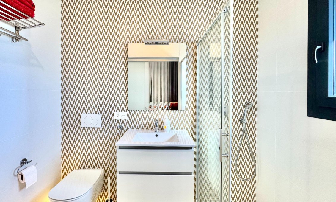 Wiederverkauf - Villa -
Orihuela Costa - Lomas de Cabo Roig