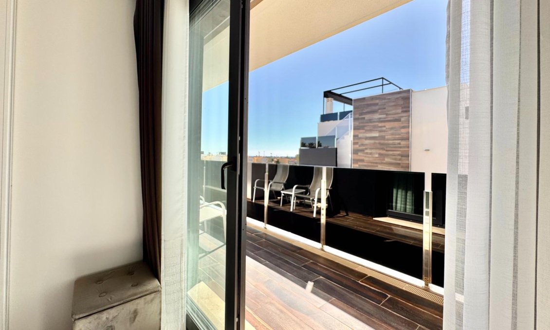 Wiederverkauf - Villa -
Orihuela Costa - Lomas de Cabo Roig