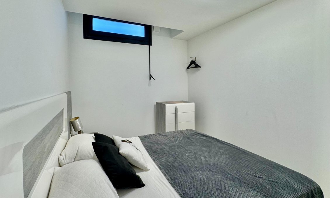 Wiederverkauf - Villa -
Orihuela Costa - Lomas de Cabo Roig