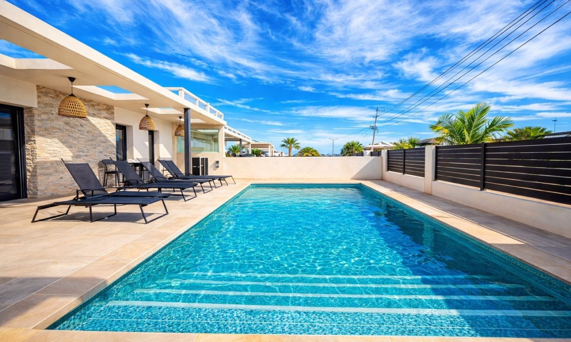 Wiederverkauf - Villa -
Los Balcones - Costa Blanca