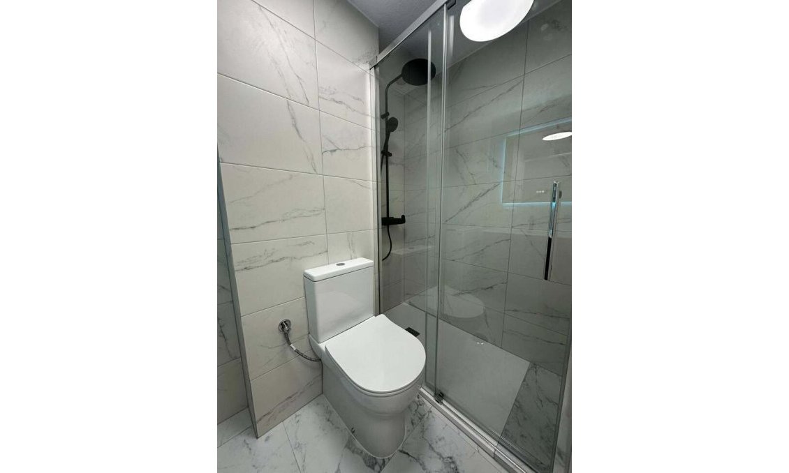 Használt Ingatlanok - Apartman -
Torrevieja - La Veleta