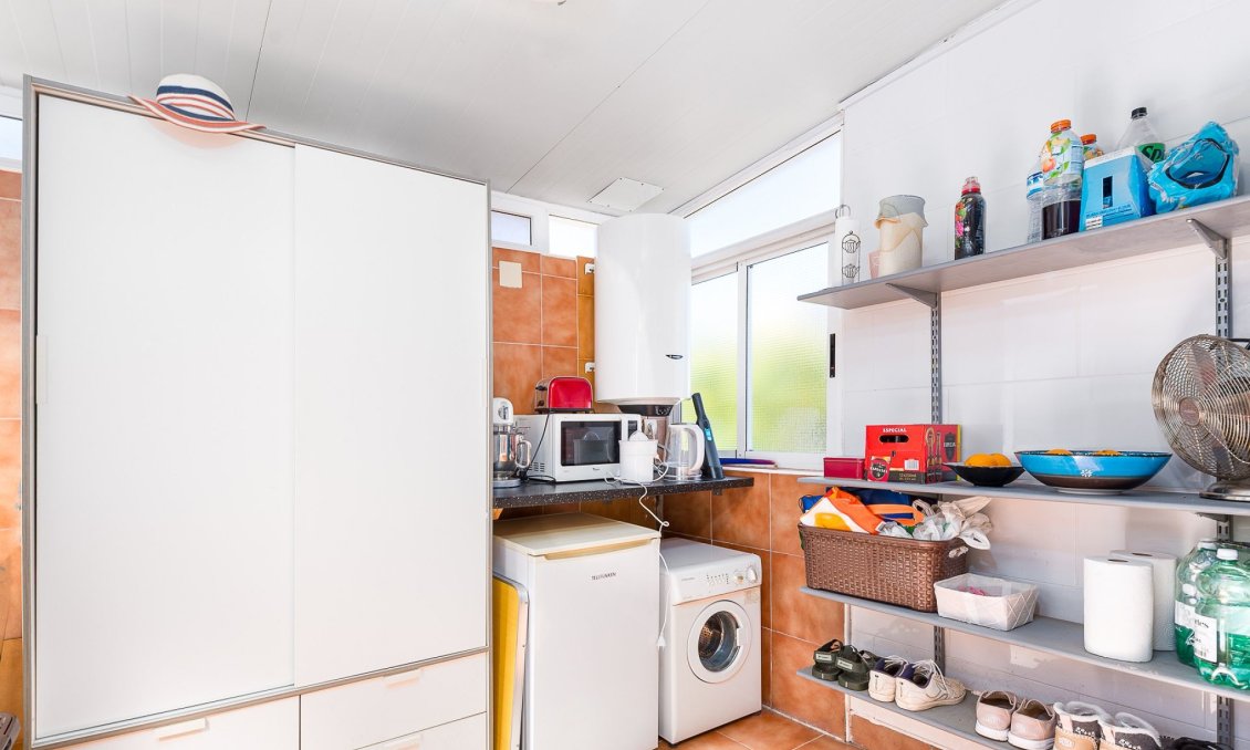 Használt Ingatlanok - Villa -
Torrevieja - Costa Blanca