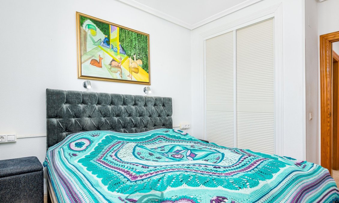 Használt Ingatlanok - Villa -
Torrevieja - Costa Blanca