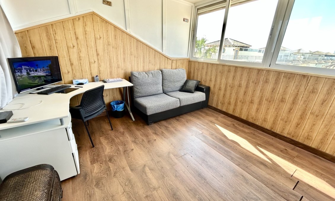 Használt Ingatlanok - Apartman -
Punta Prima - Costa Blanca