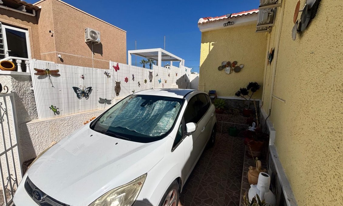 Használt Ingatlanok - Villa -
Ciudad Quesada - Costa Blanca