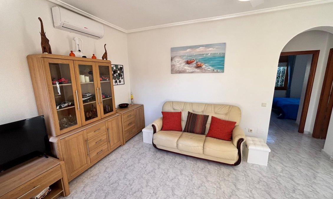 Használt Ingatlanok - Villa -
Ciudad Quesada - Costa Blanca
