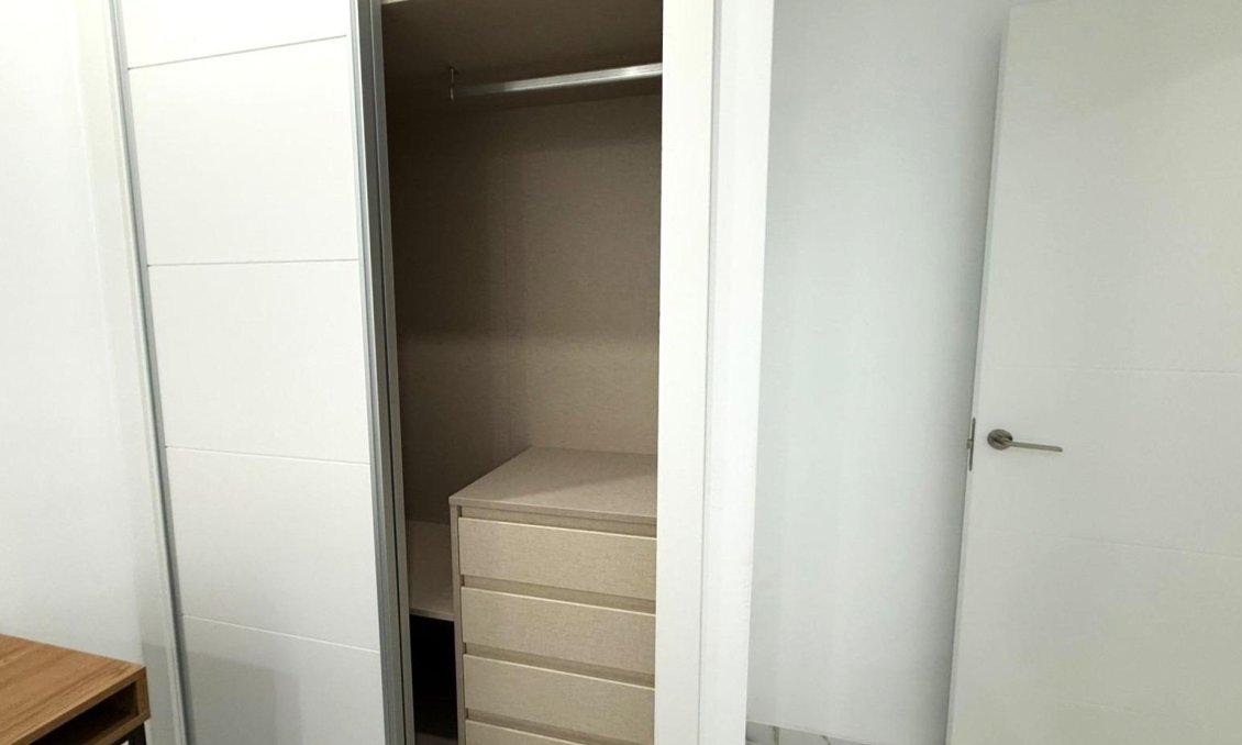 Segunda mano - Apartamento -
Torrevieja - PARQUE DE LAS NACIONES