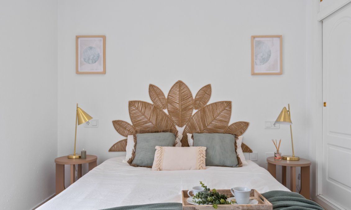 Resale - Town House -
La Florida - Inland