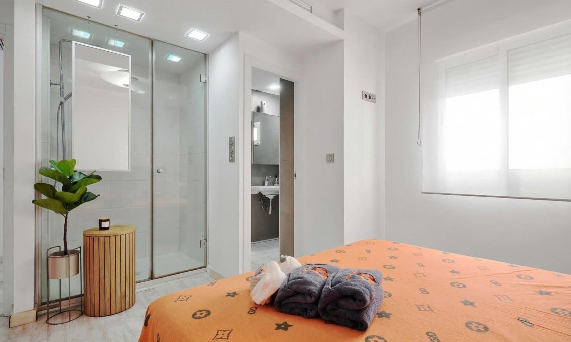 Revente - Appartement -
Torrevieja - Playa del Cura