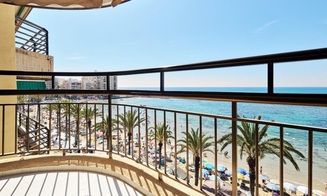Revente - Appartement -
Torrevieja - Playa del Cura