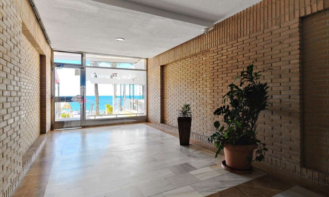 Revente - Appartement -
Torrevieja - Playa del Cura