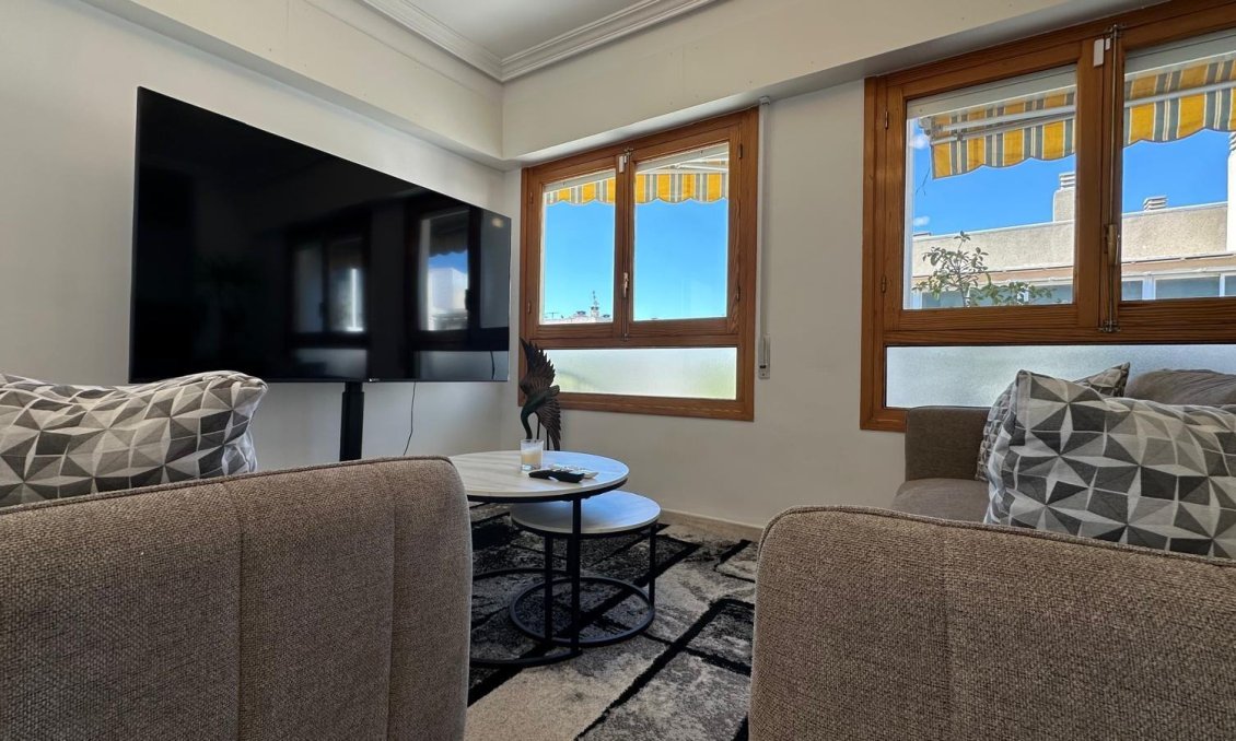 Revente - Appartement -
Torrevieja - Centro