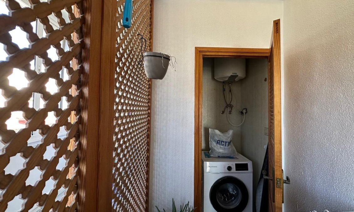 Revente - Appartement -
Torrevieja - Centro