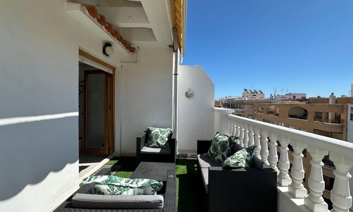 Revente - Appartement -
Torrevieja - Centro