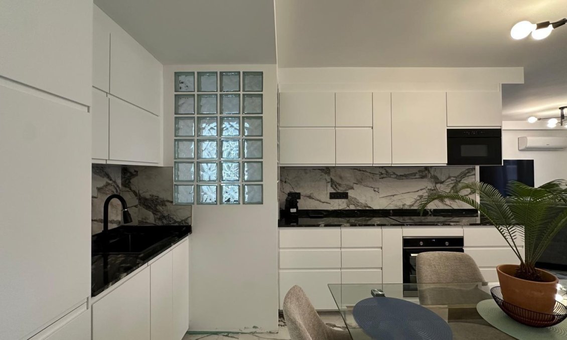 Revente - Appartement -
Torrevieja - Playa del Cura