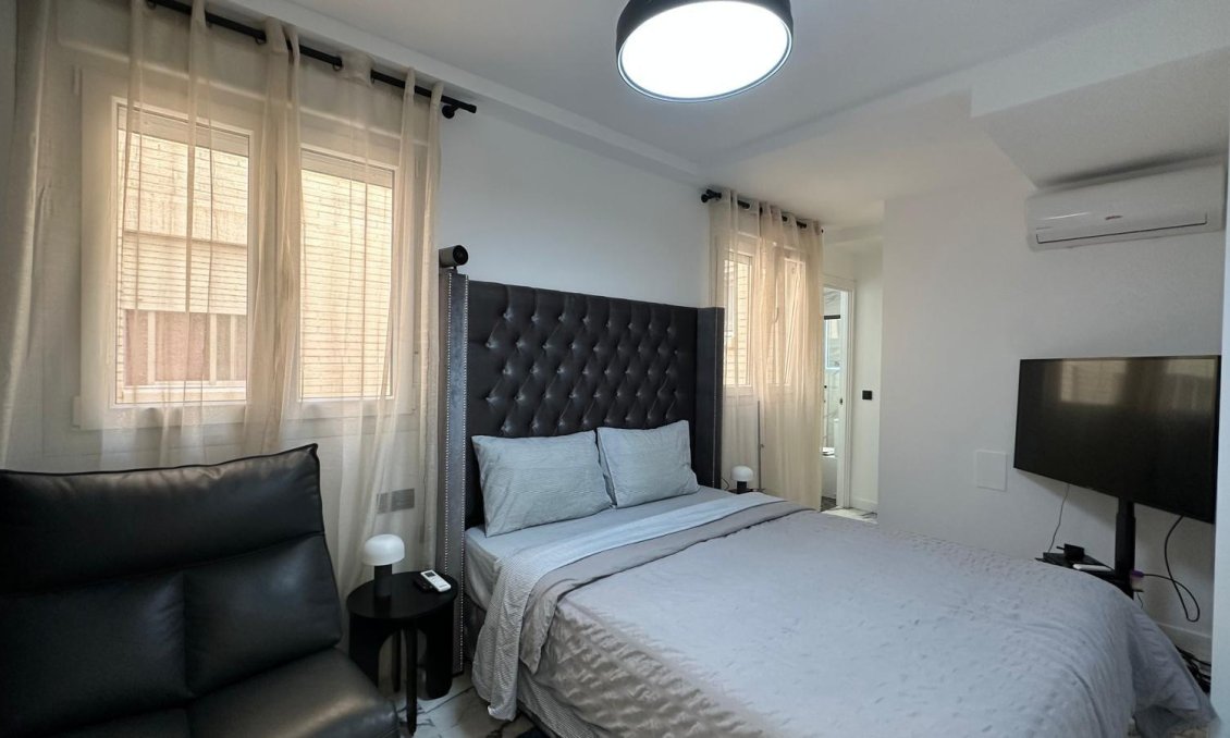 Revente - Appartement -
Torrevieja - Playa del Cura