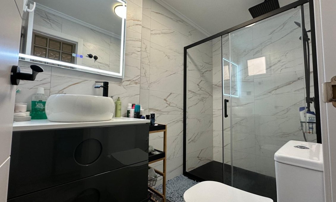 Revente - Appartement -
Torrevieja - Playa del Cura