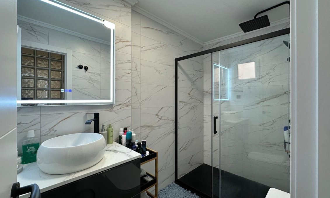 Revente - Appartement -
Torrevieja - Playa del Cura