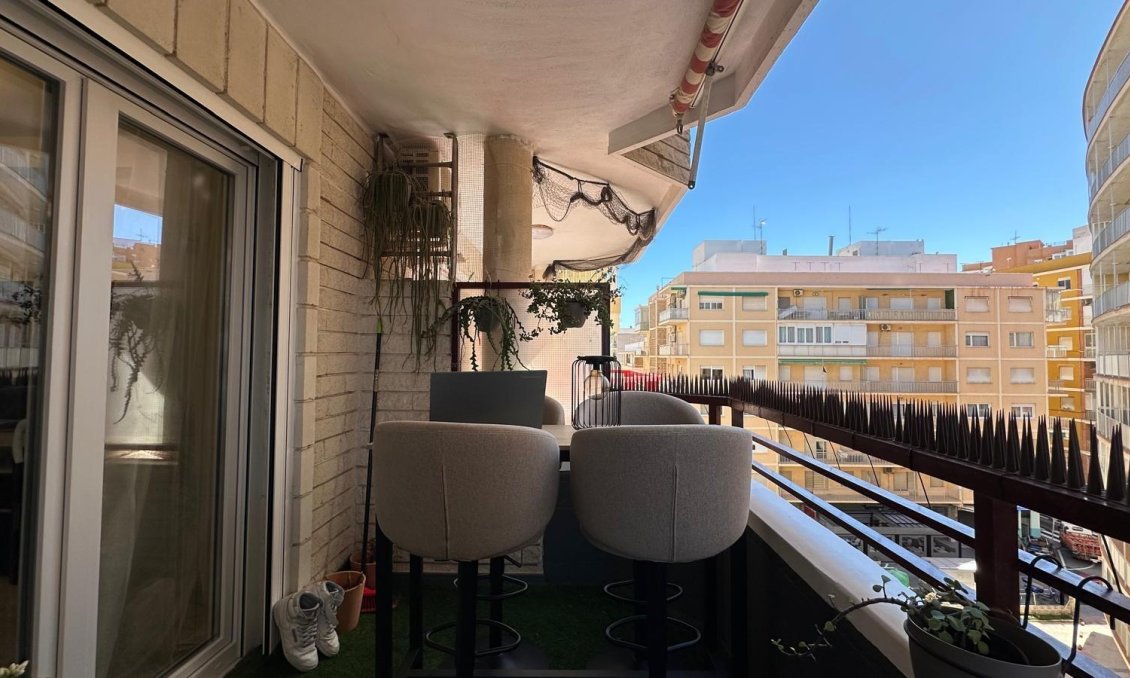 Revente - Appartement -
Torrevieja - Playa del Cura