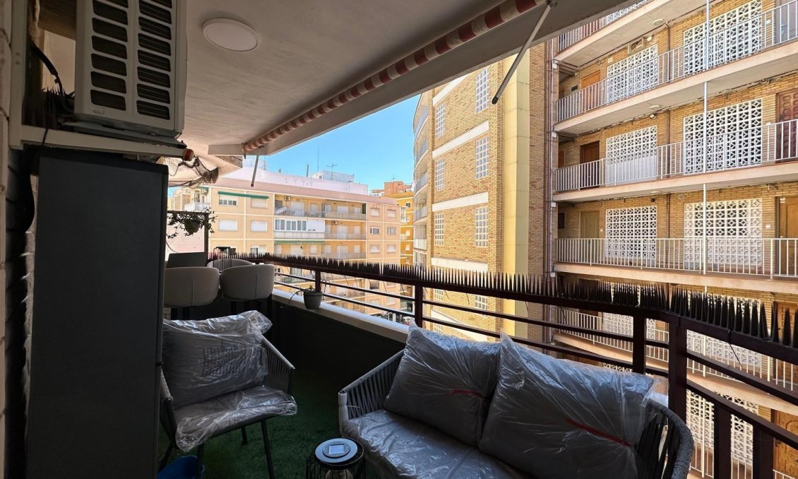 Revente - Appartement -
Torrevieja - Playa del Cura