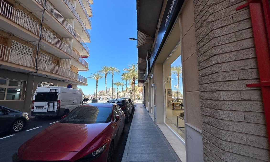 Revente - Appartement -
Torrevieja - Playa del Cura