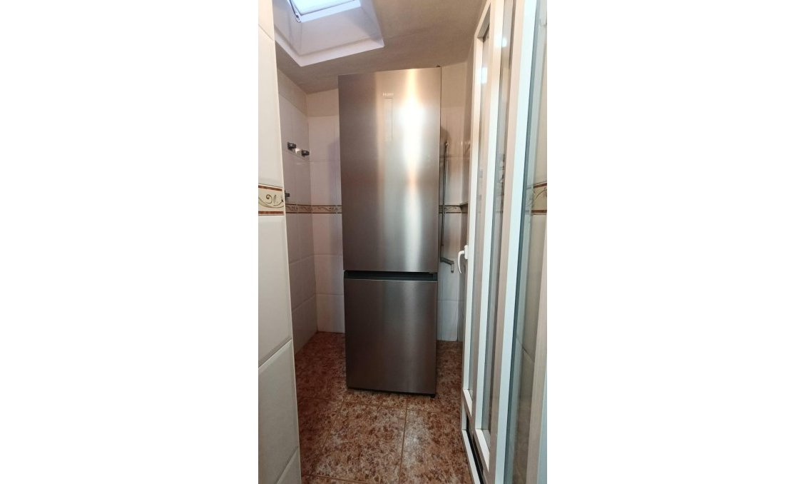 Használt Ingatlanok - Sorház -
Torrevieja - Torretas