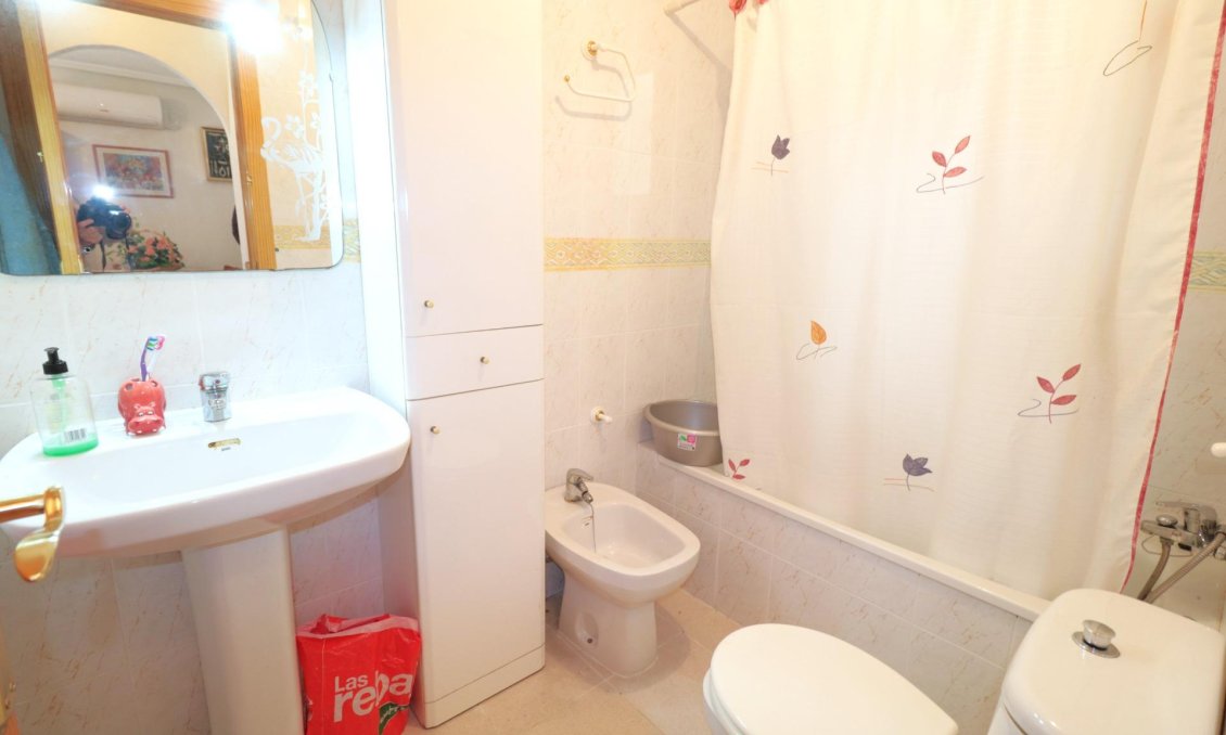Revente - Appartement -
Torrevieja - Acequion